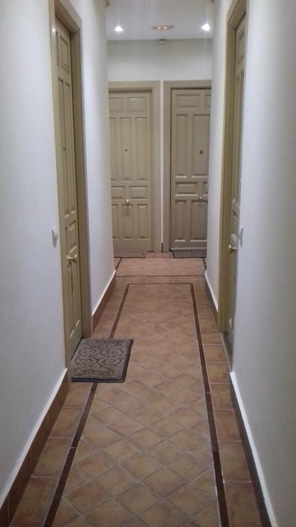 Apartamentos Dali Madrid Exteriör bild